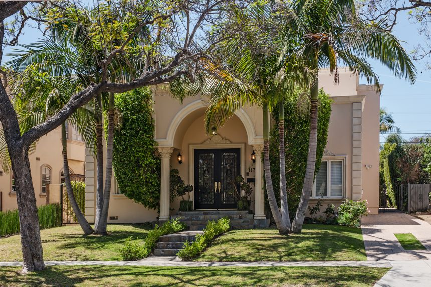 117 N Oakhurst Drive