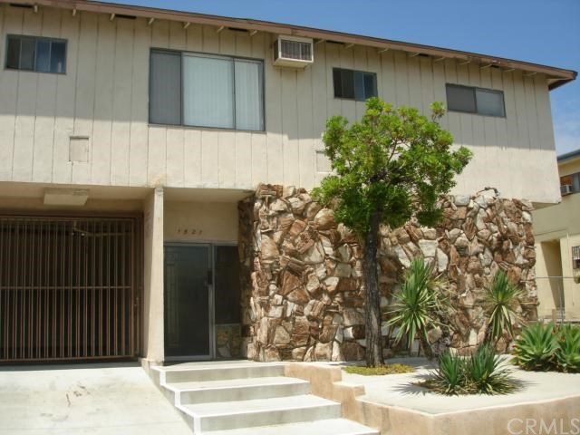 1521 College View Drive